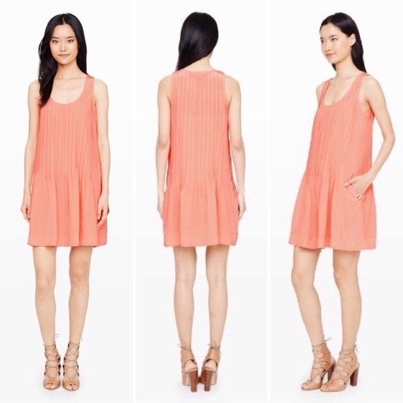 Club Monaco Melynda Dress, soft pink. - Picture 2 of 3